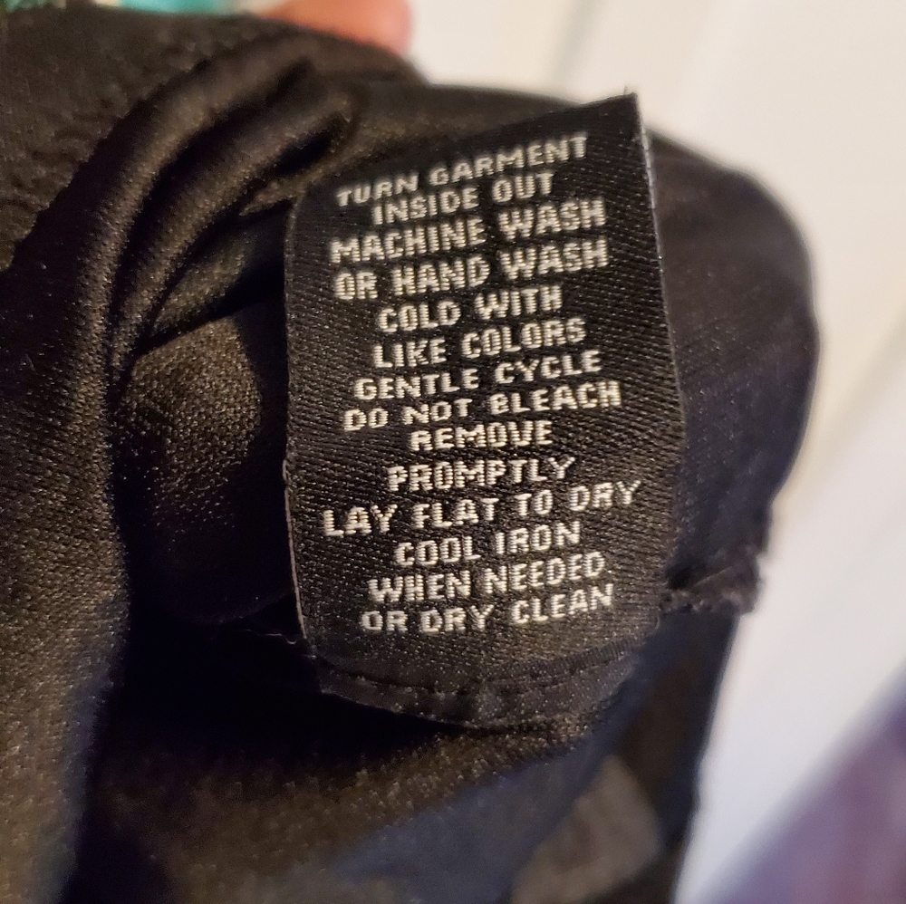 💚🤍🖤Blouse - Picture 4 of 11